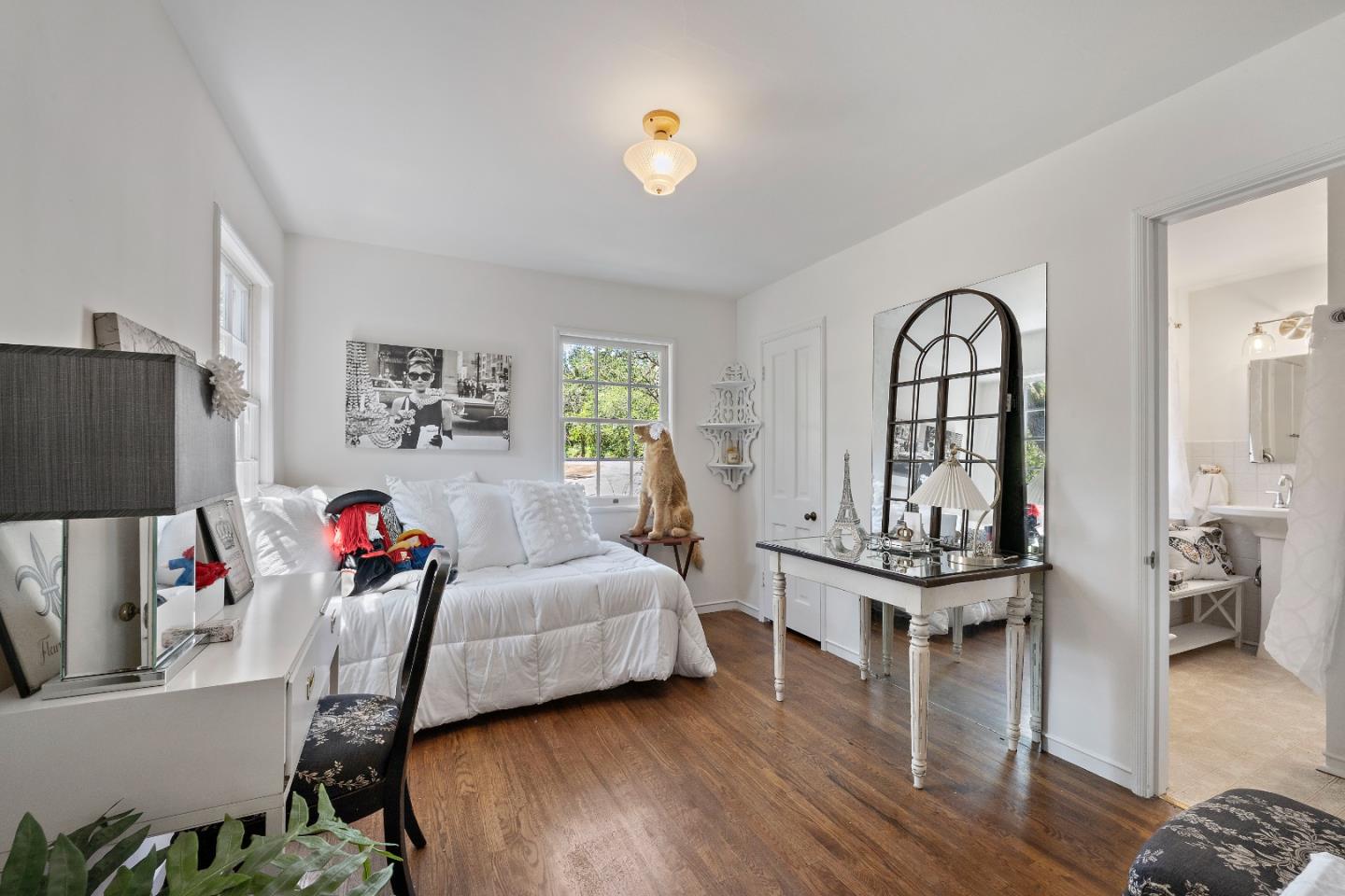 Detail Gallery Image 14 of 19 For 17051 Wild Way, Los Gatos,  CA 95030 - 2 Beds | 1 Baths