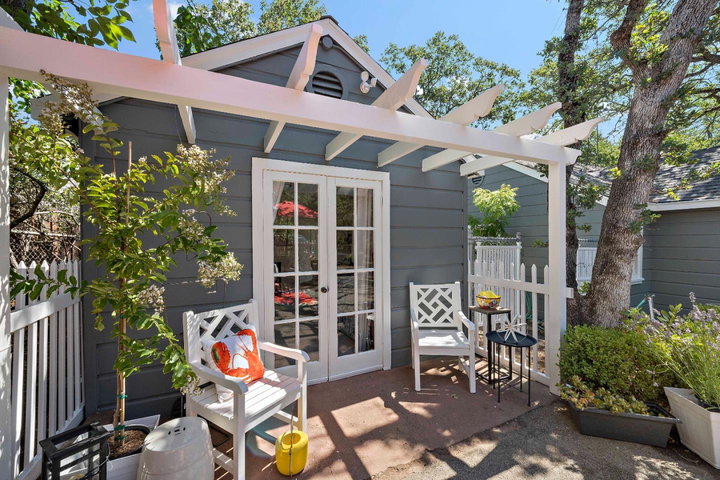 Detail Gallery Image 16 of 19 For 17051 Wild Way, Los Gatos,  CA 95030 - 2 Beds | 1 Baths