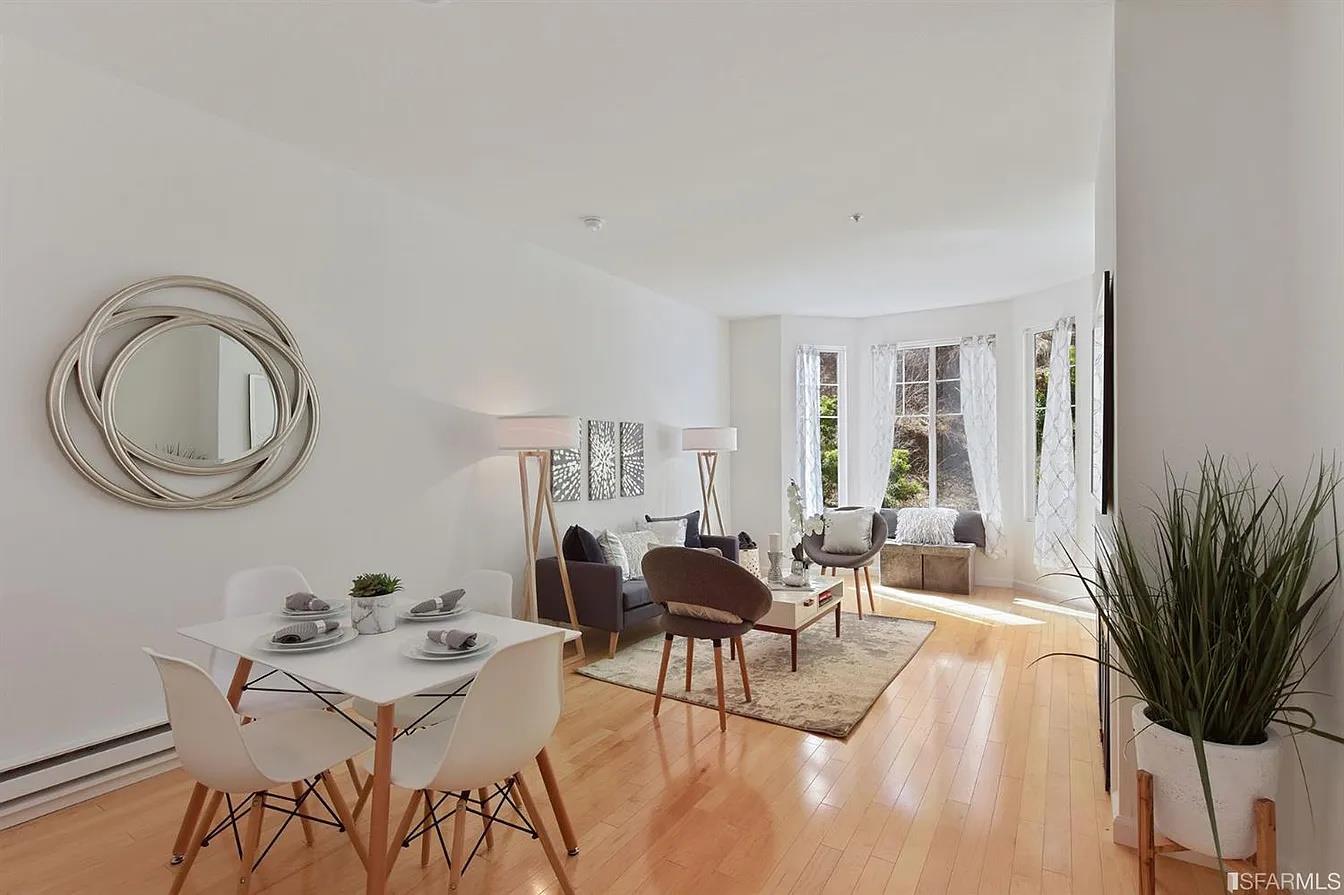 Detail Gallery Image 1 of 11 For 260 Caldecott Ln, Oakland,  CA 94618 - 1 Beds | 1 Baths
