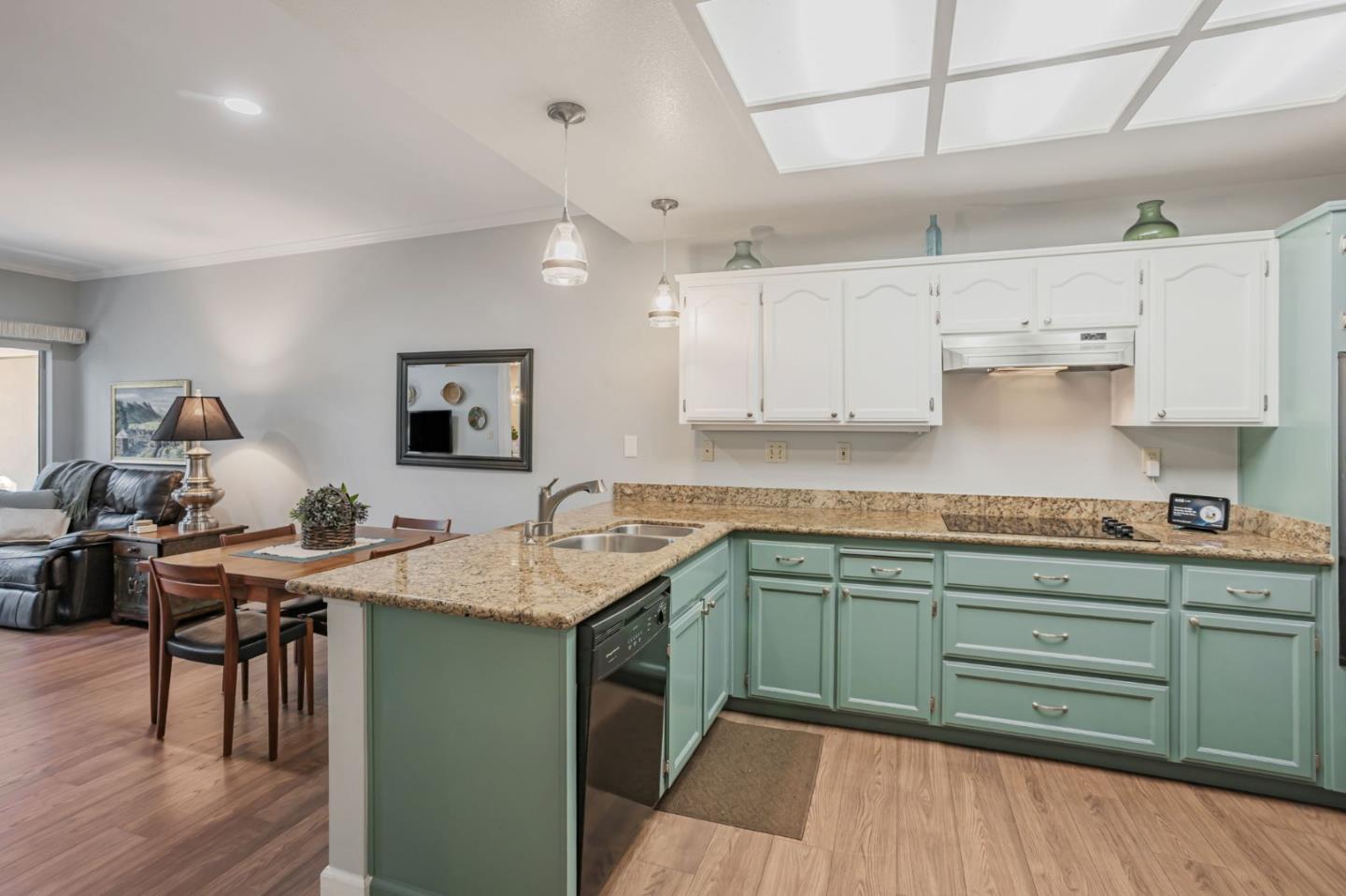 Detail Gallery Image 19 of 62 For 7772 Beltane Dr, San Jose,  CA 95135 - 2 Beds | 2 Baths