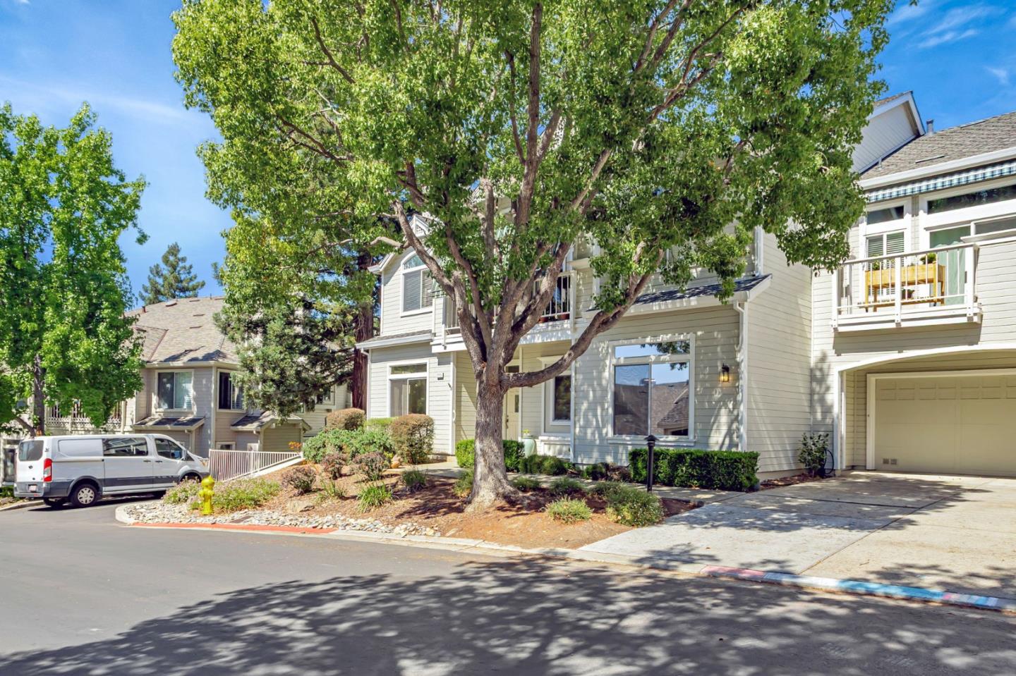 Detail Gallery Image 2 of 62 For 7772 Beltane Dr, San Jose,  CA 95135 - 2 Beds | 2 Baths