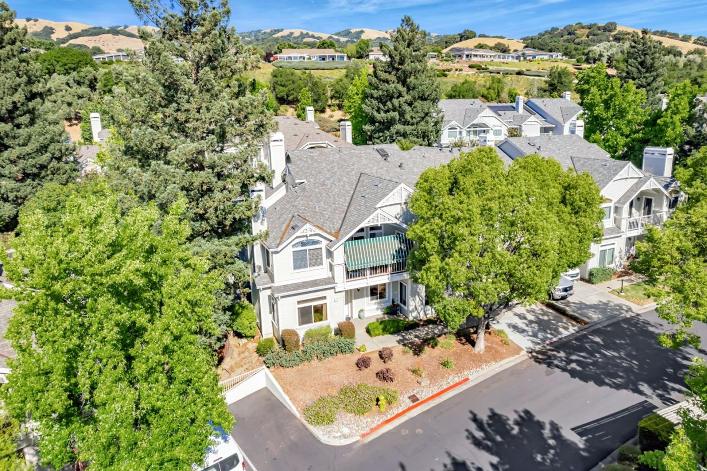 Detail Gallery Image 42 of 62 For 7772 Beltane Dr, San Jose,  CA 95135 - 2 Beds | 2 Baths