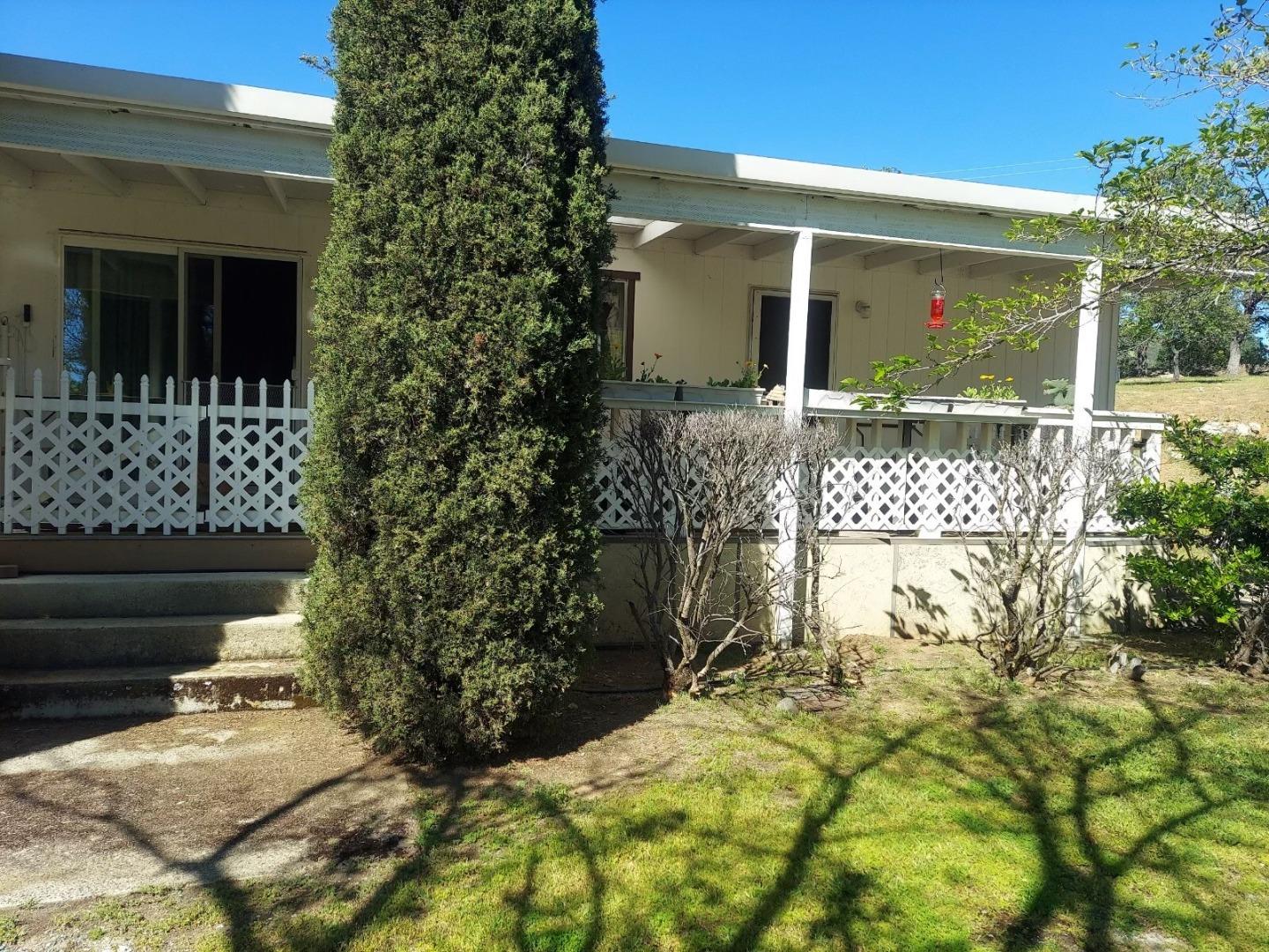 Detail Gallery Image 2 of 12 For 3346 Appaloosa Way, Angels Camp,  CA 95222 - 2 Beds | 2 Baths