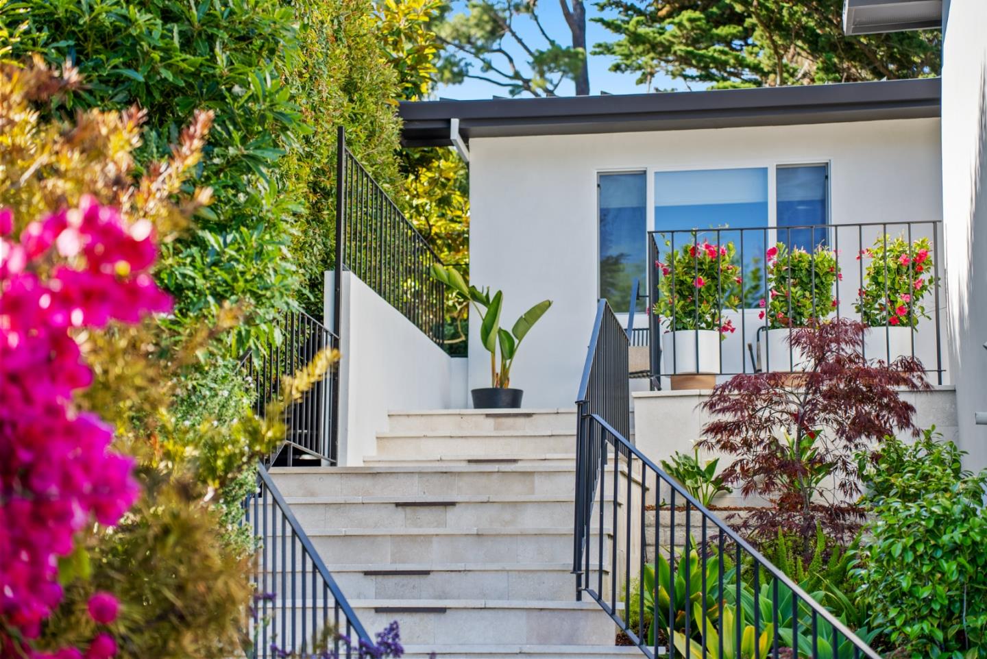 Detail Gallery Image 7 of 50 For 25865 N Mesa Dr, Carmel,  CA 93923 - 3 Beds | 3 Baths