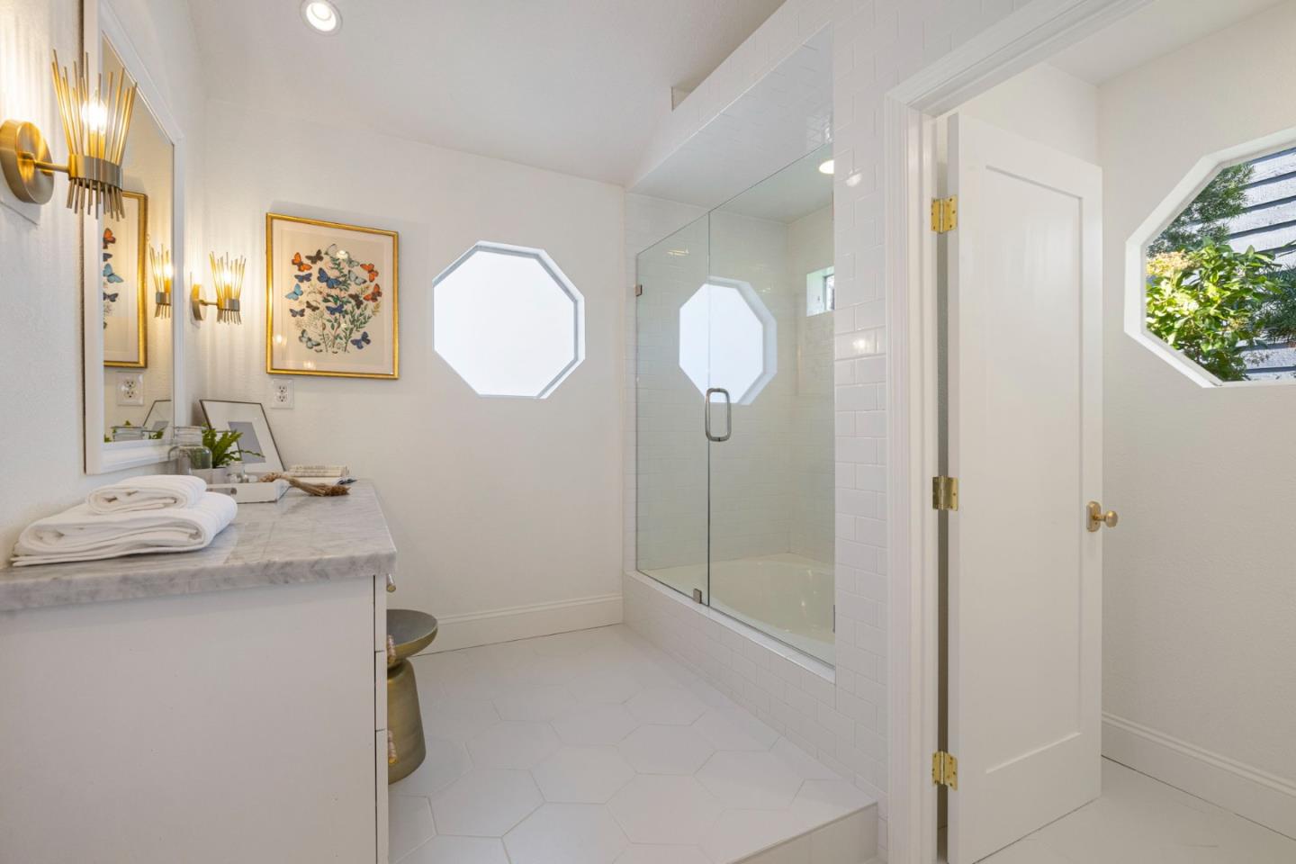 Detail Gallery Image 39 of 60 For 704 Anacapa Ln, Foster City,  CA 94404 - 3 Beds | 2/1 Baths