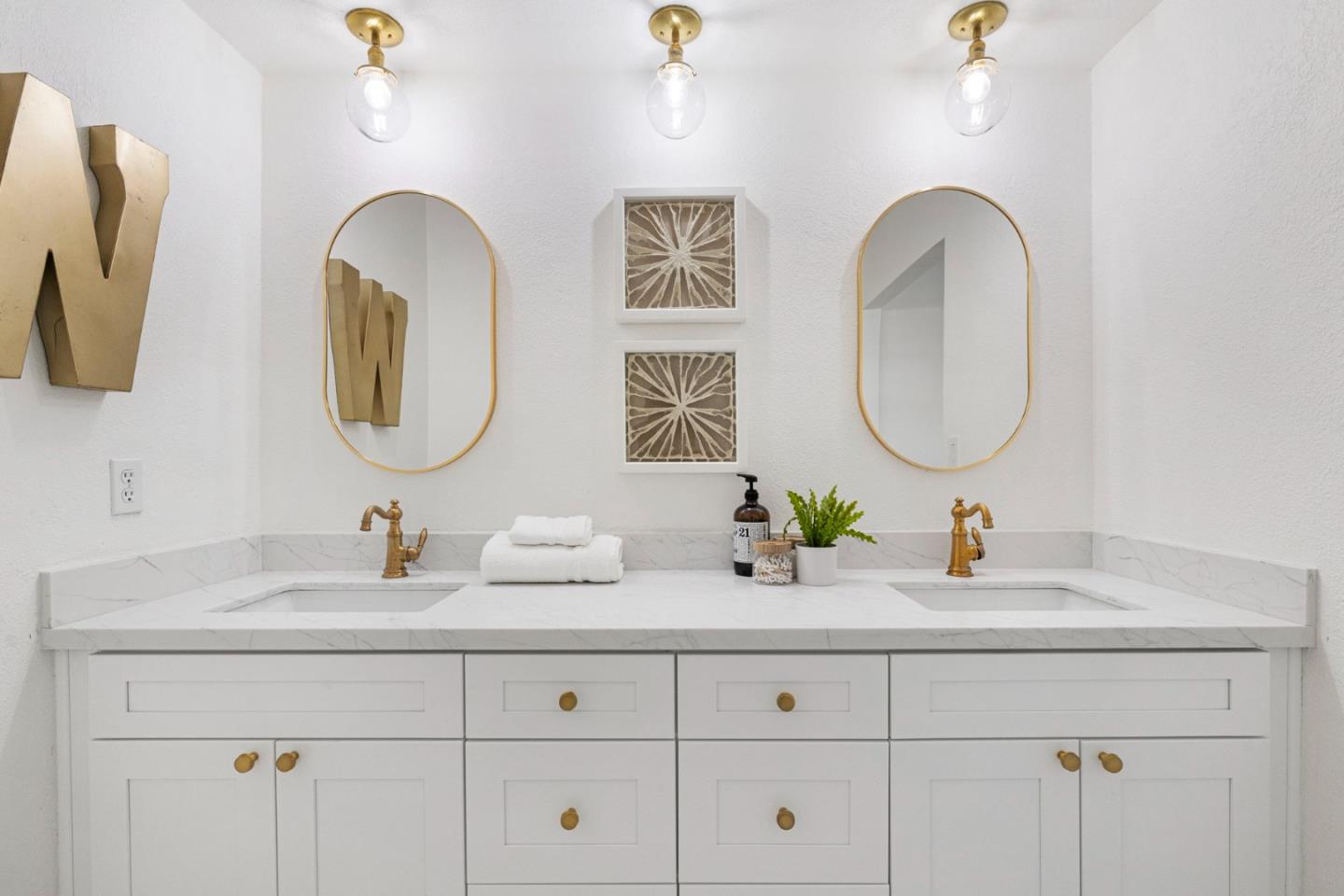 Detail Gallery Image 41 of 60 For 704 Anacapa Ln, Foster City,  CA 94404 - 3 Beds | 2/1 Baths
