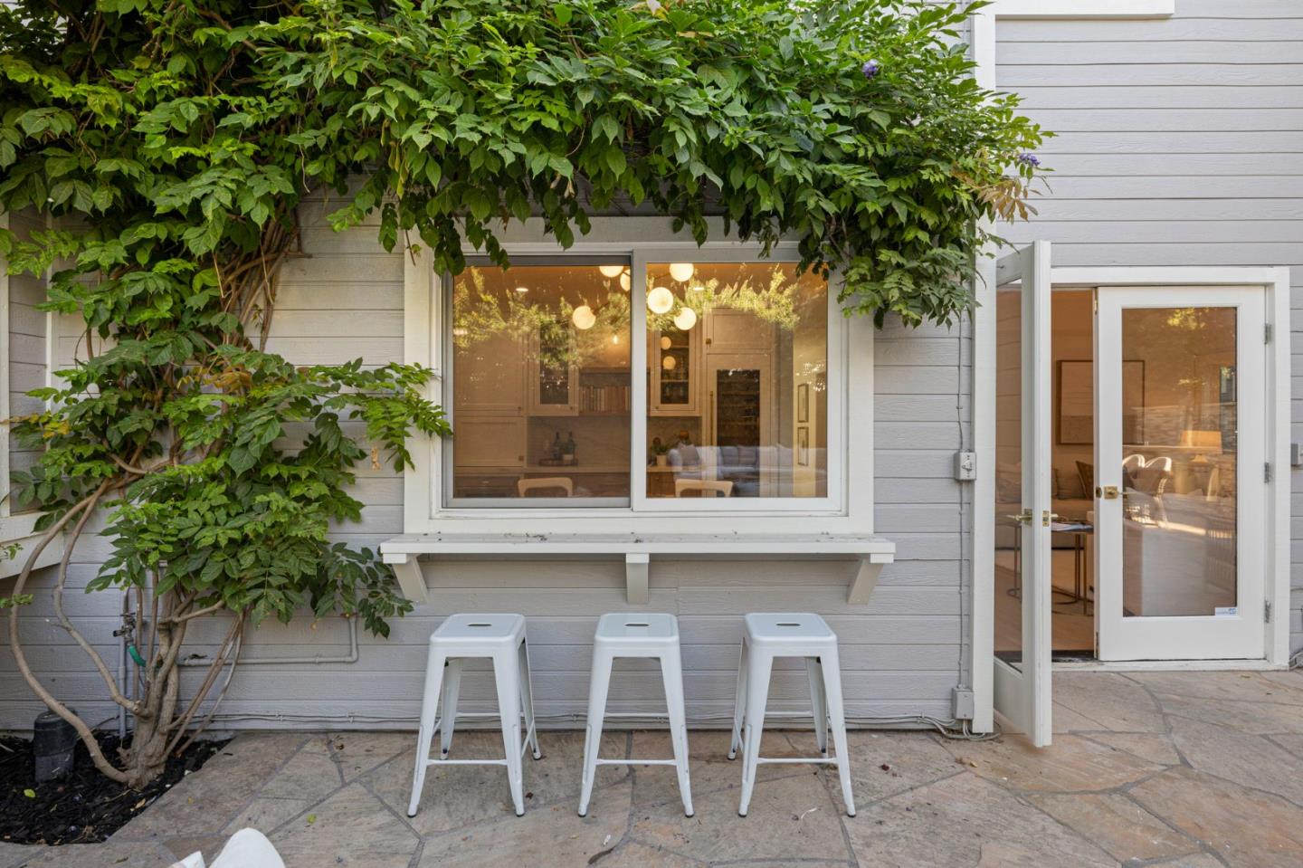 Detail Gallery Image 48 of 60 For 704 Anacapa Ln, Foster City,  CA 94404 - 3 Beds | 2/1 Baths