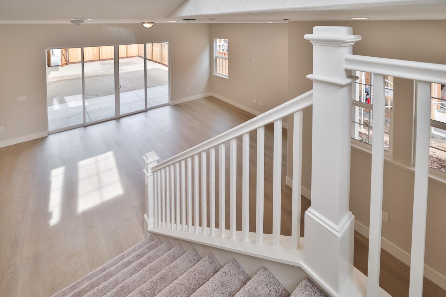 Detail Gallery Image 14 of 26 For 591 Santa Lucia Way, Marina,  CA 93933 - 3 Beds | 2/1 Baths