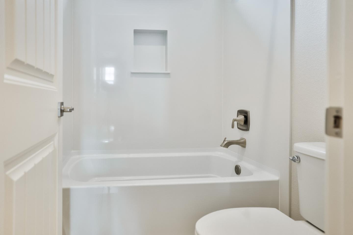 Detail Gallery Image 25 of 26 For 591 Santa Lucia Way, Marina,  CA 93933 - 3 Beds | 2/1 Baths