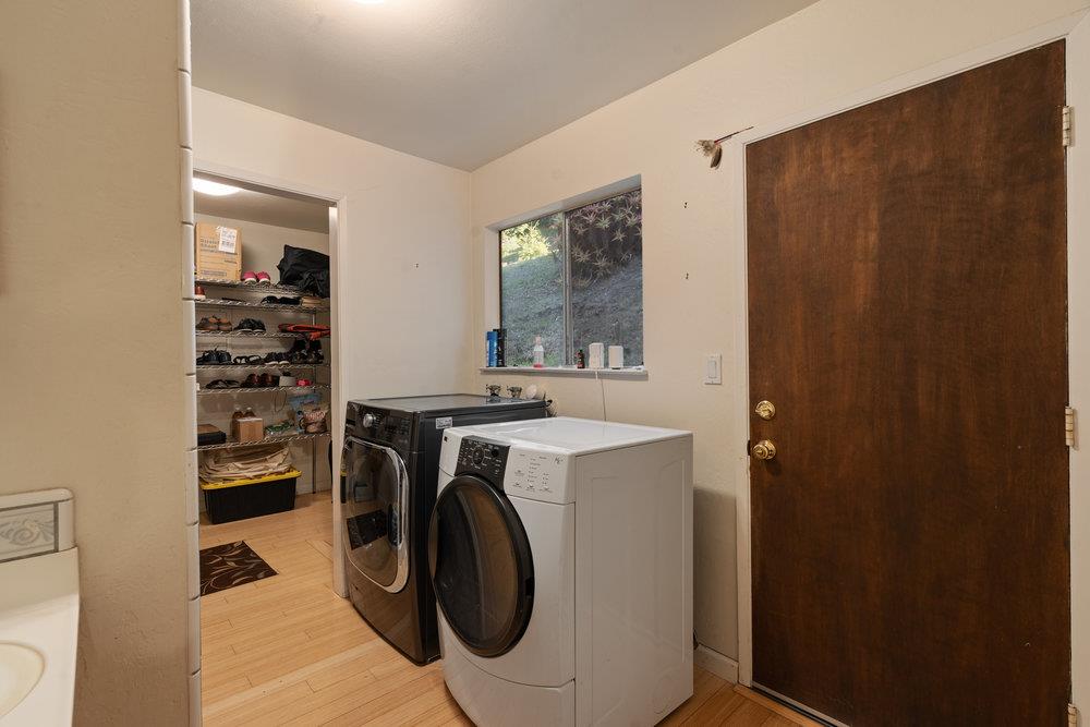 Detail Gallery Image 14 of 29 For 4760 Soquel Creek Rd, Soquel,  CA 95073 - 4 Beds | 2/1 Baths