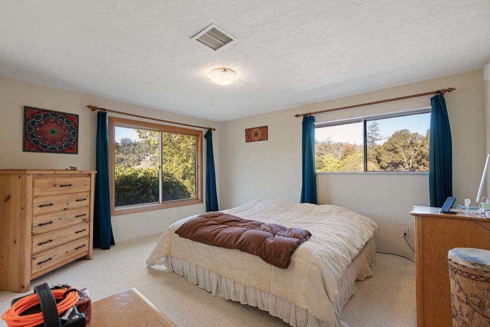 Detail Gallery Image 16 of 29 For 4760 Soquel Creek Rd, Soquel,  CA 95073 - 4 Beds | 2/1 Baths