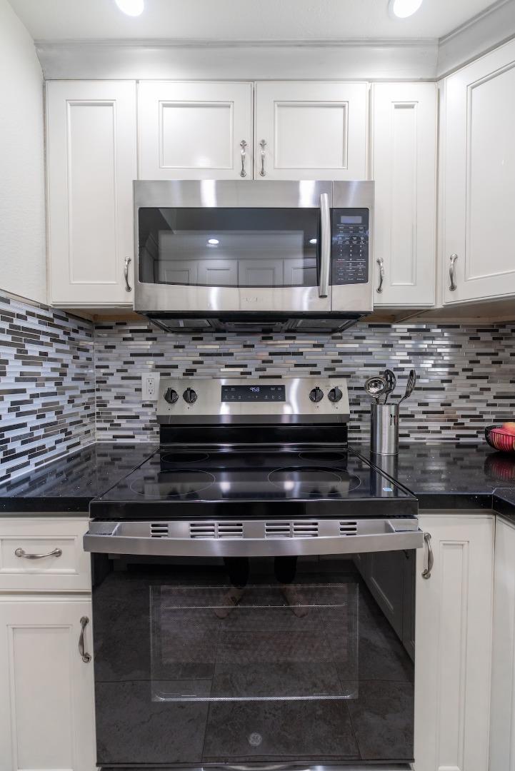 Detail Gallery Image 12 of 40 For 1191 N Abbott Ave, Milpitas,  CA 95035 - 2 Beds | 1 Baths