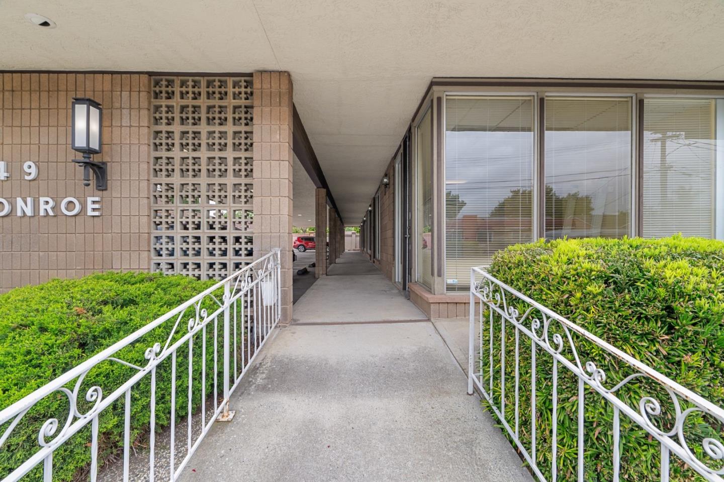 Detail Gallery Image 2 of 39 For 349 S Monroe St #40, San Jose,  CA 95128 - – Beds | – Baths