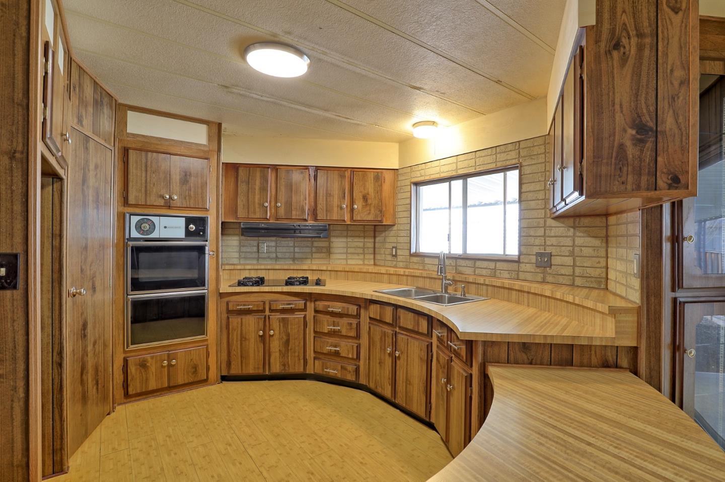 Detail Gallery Image 38 of 65 For 153 Walnut Dr #153,  Morgan Hill,  CA 95037 - 2 Beds | 2 Baths