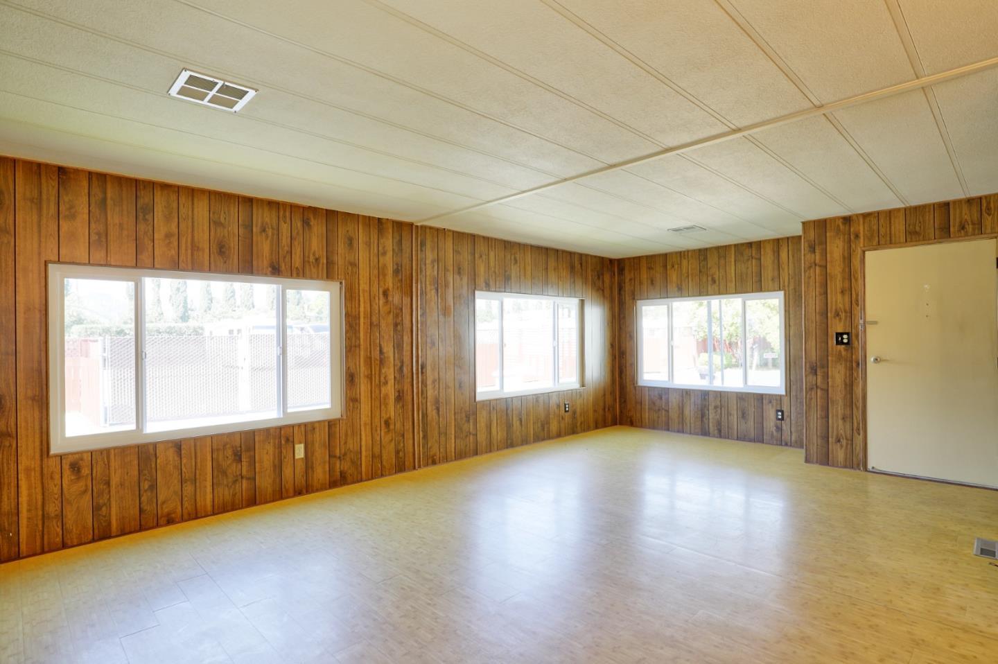Detail Gallery Image 5 of 65 For 153 Walnut Dr #153,  Morgan Hill,  CA 95037 - 2 Beds | 2 Baths