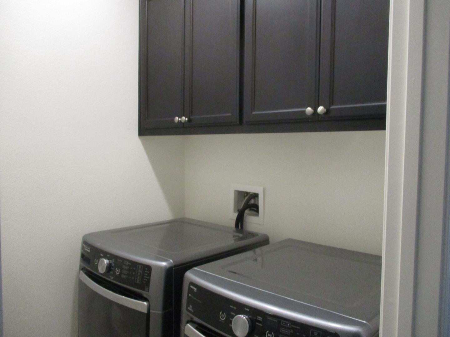 Detail Gallery Image 19 of 27 For 381 Windsong Way, Gilroy,  CA 95020 - 4 Beds | 2/1 Baths