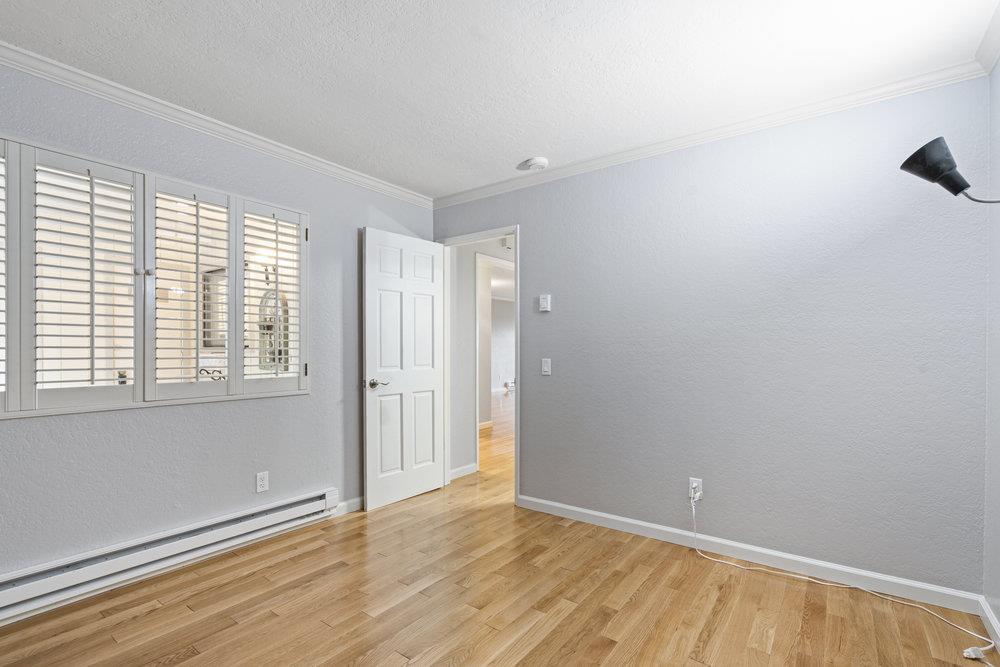 Detail Gallery Image 16 of 36 For 250 Forest Ridge Rd #5,  Monterey,  CA 93940 - 2 Beds | 2 Baths