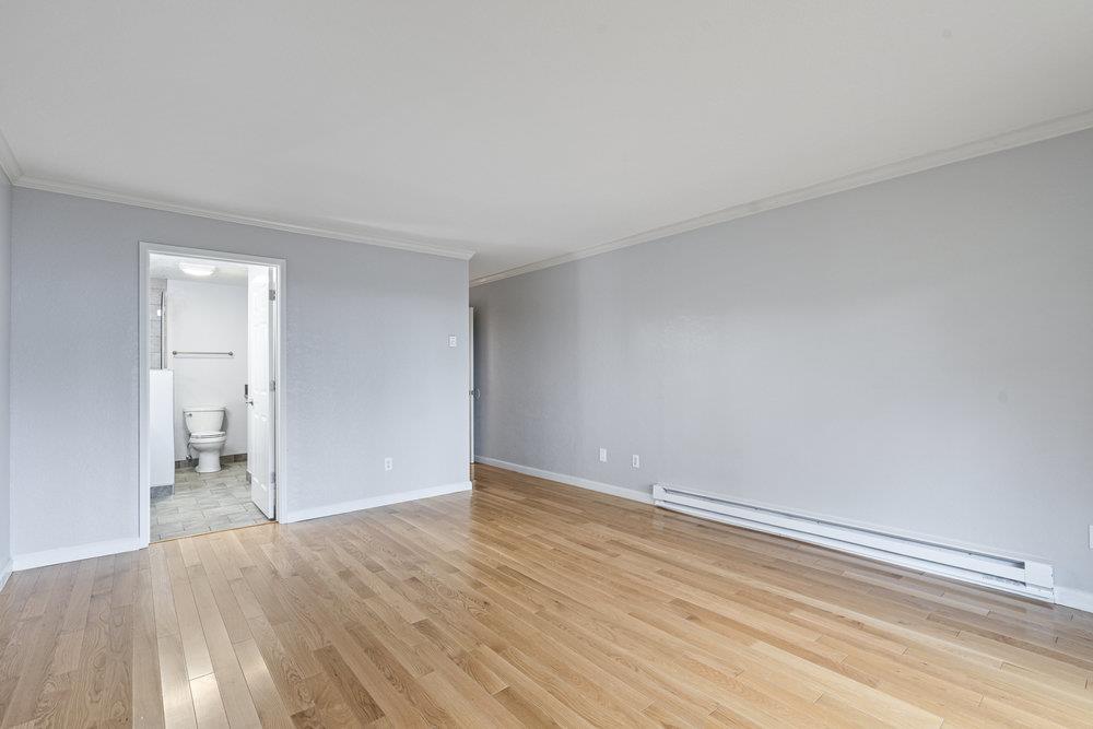 Detail Gallery Image 21 of 36 For 250 Forest Ridge Rd #5,  Monterey,  CA 93940 - 2 Beds | 2 Baths