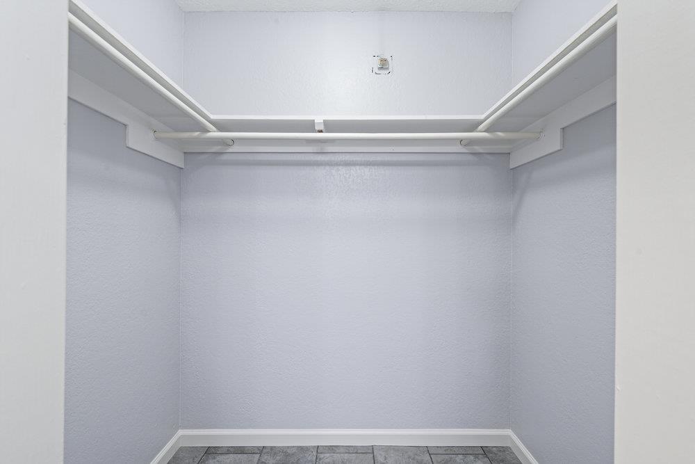 Detail Gallery Image 23 of 36 For 250 Forest Ridge Rd #5,  Monterey,  CA 93940 - 2 Beds | 2 Baths