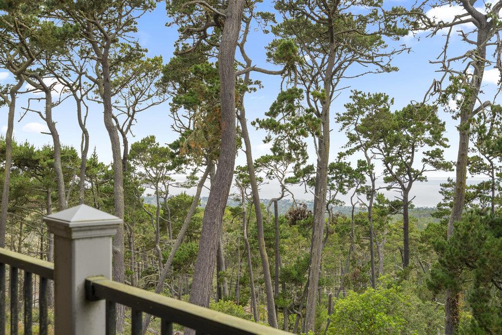 Detail Gallery Image 27 of 36 For 250 Forest Ridge Rd #5,  Monterey,  CA 93940 - 2 Beds | 2 Baths