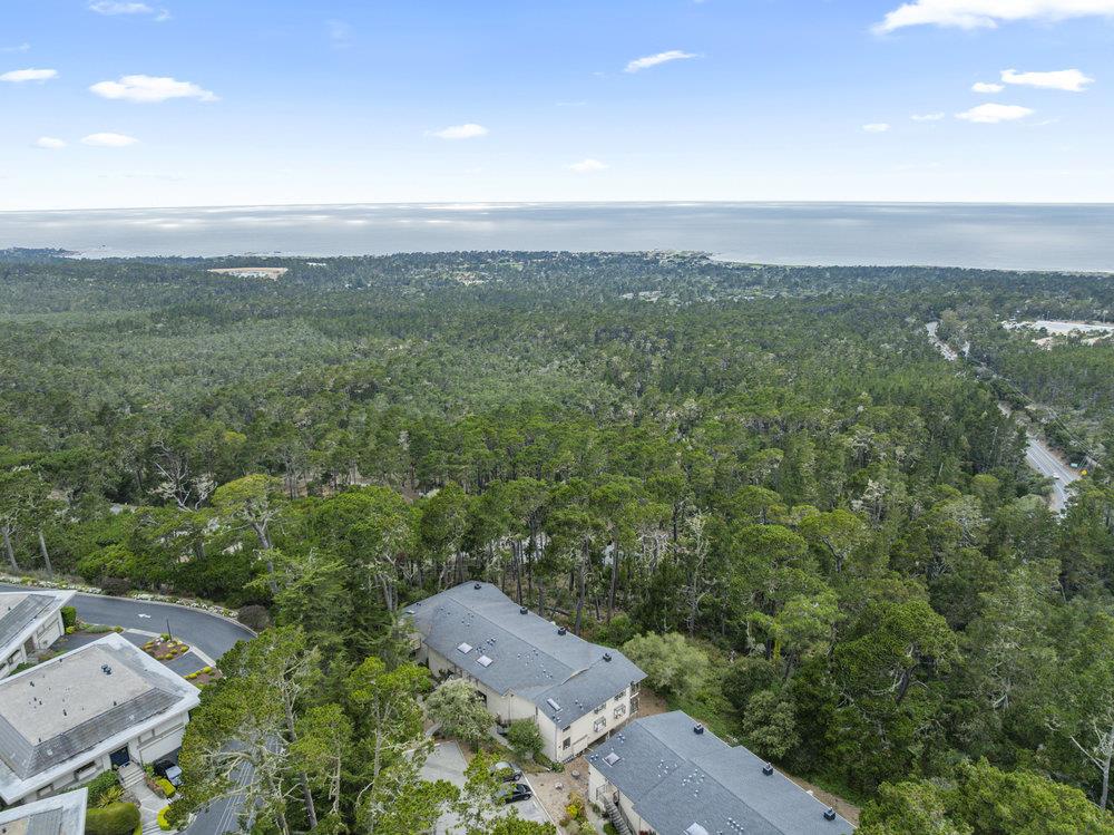 Detail Gallery Image 30 of 36 For 250 Forest Ridge Rd #5,  Monterey,  CA 93940 - 2 Beds | 2 Baths