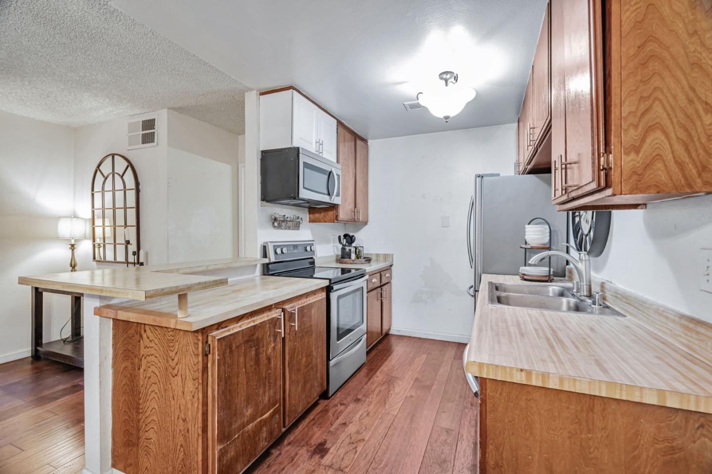 Detail Gallery Image 9 of 35 For 247 N Capitol Ave #104,  San Jose,  CA 95127 - 1 Beds | 1 Baths