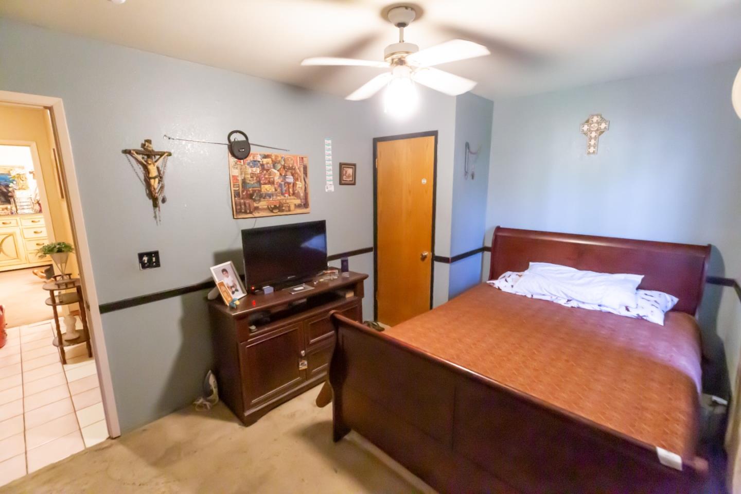 Detail Gallery Image 11 of 30 For 10475 Mission Ave, Le Grand,  CA 95333 - 3 Beds | 2 Baths