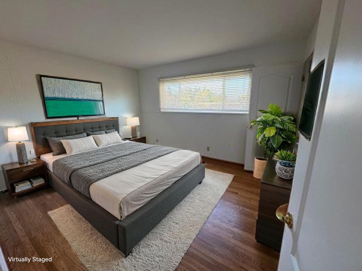 Detail Gallery Image 7 of 8 For 718 Kenley Way, Sunnyvale,  CA 94087 - 5 Beds | 2/1 Baths