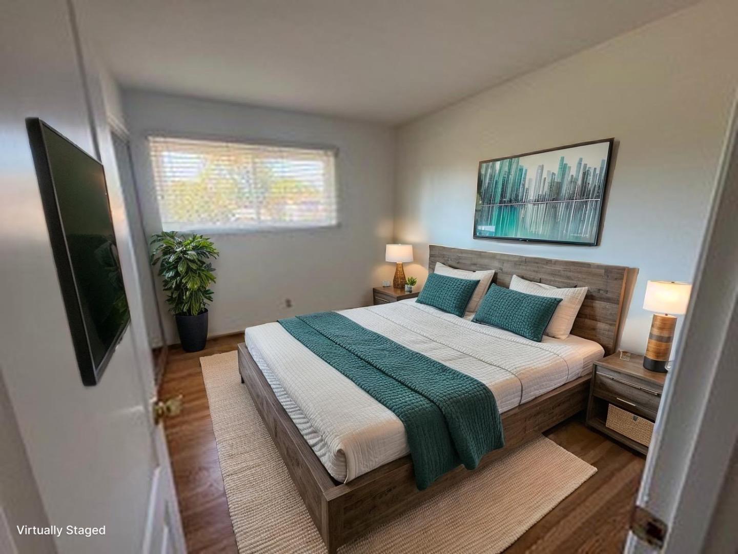 Detail Gallery Image 8 of 8 For 718 Kenley Way, Sunnyvale,  CA 94087 - 5 Beds | 2/1 Baths