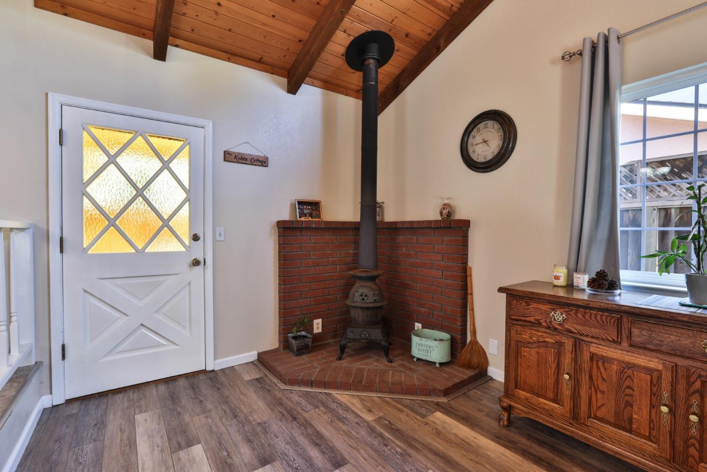 Detail Gallery Image 10 of 38 For 6484 Cebu Ct, San Jose,  CA 95119 - 3 Beds | 2 Baths