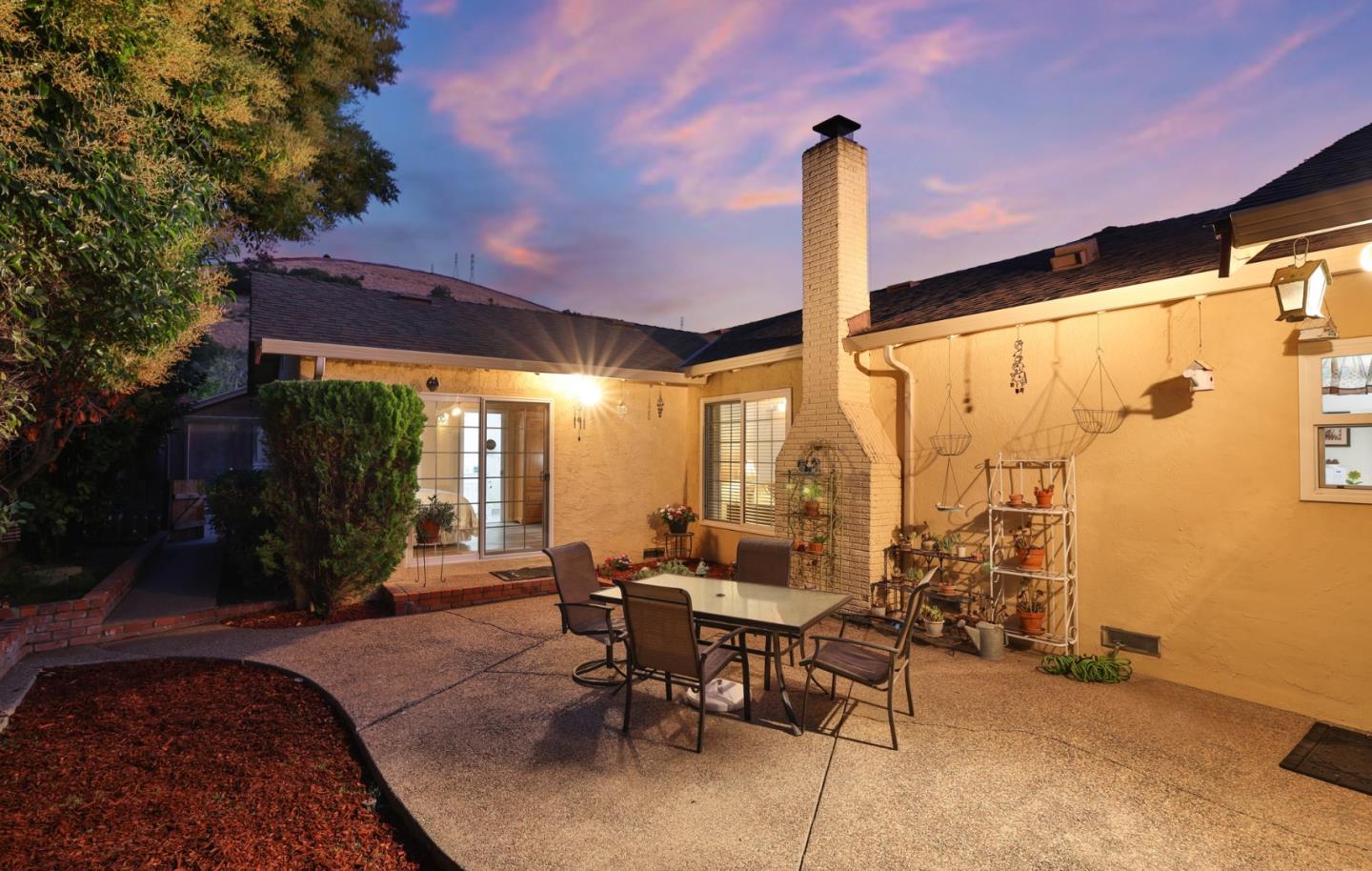 Detail Gallery Image 22 of 38 For 6484 Cebu Ct, San Jose,  CA 95119 - 3 Beds | 2 Baths