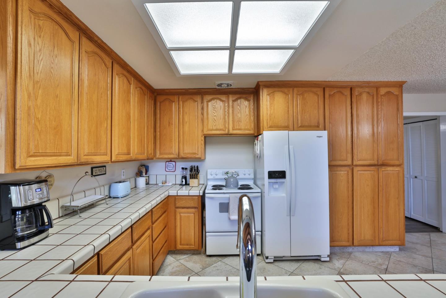 Detail Gallery Image 6 of 38 For 6484 Cebu Ct, San Jose,  CA 95119 - 3 Beds | 2 Baths