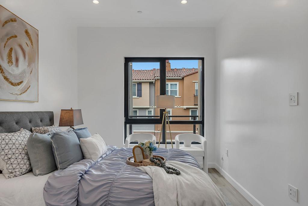 Detail Gallery Image 4 of 6 For 889 Mclellan Dr #205,  South San Francisco,  CA 94080 - 1 Beds | 1 Baths