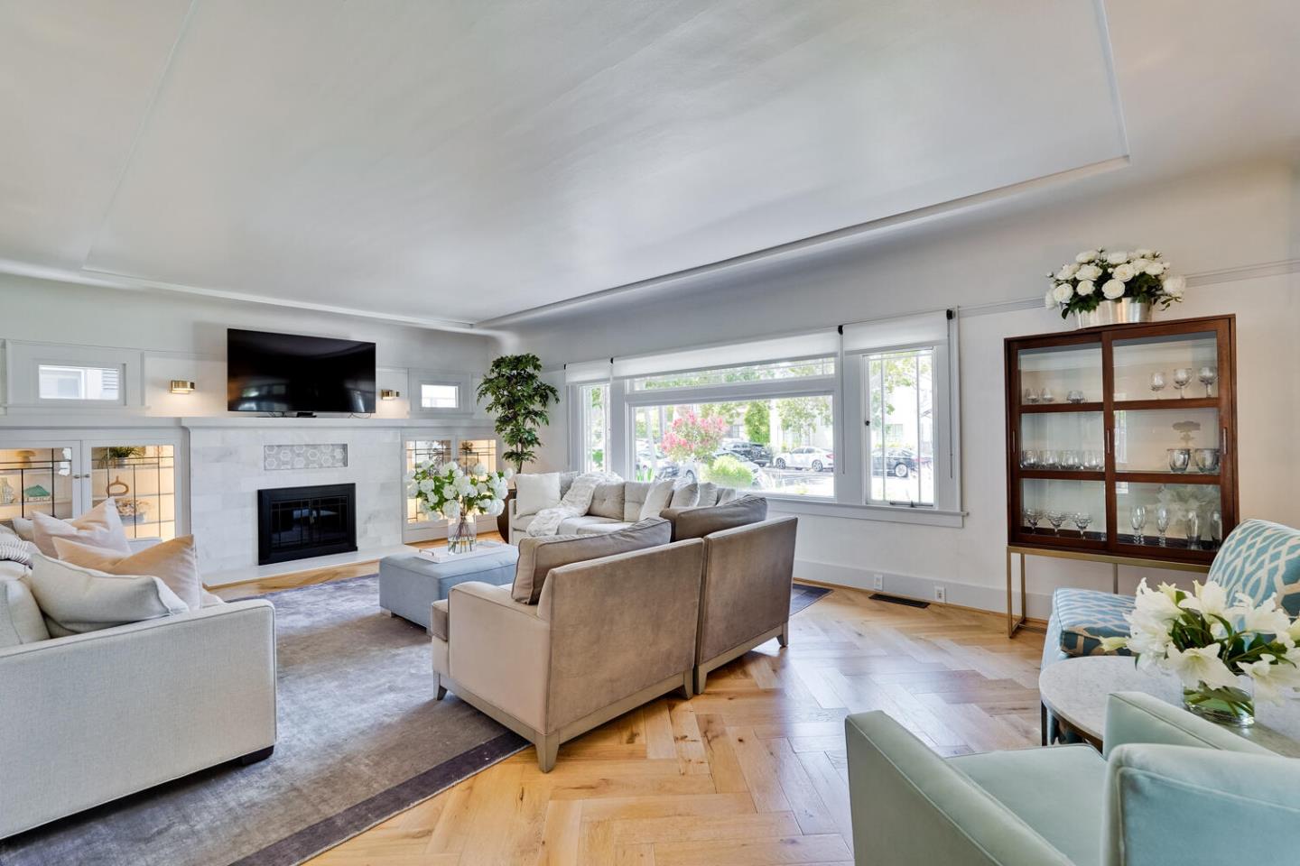 Detail Gallery Image 7 of 53 For 1176 Hanchett Ave, San Jose,  CA 95126 - 4 Beds | 3 Baths