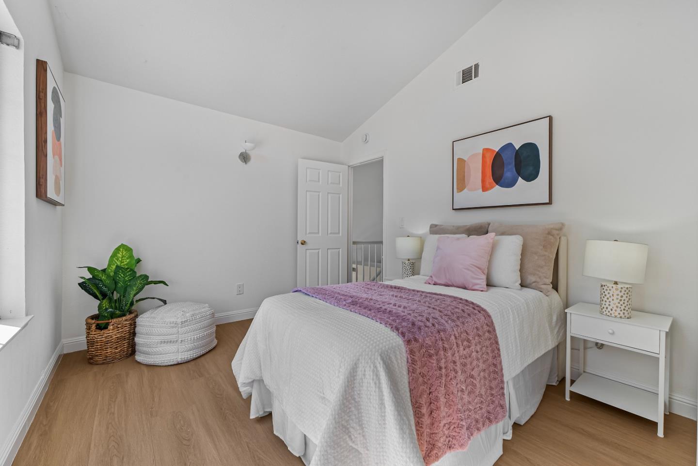 Detail Gallery Image 26 of 44 For 1274 Notting Hill Dr, San Jose,  CA 95131 - 3 Beds | 2/1 Baths