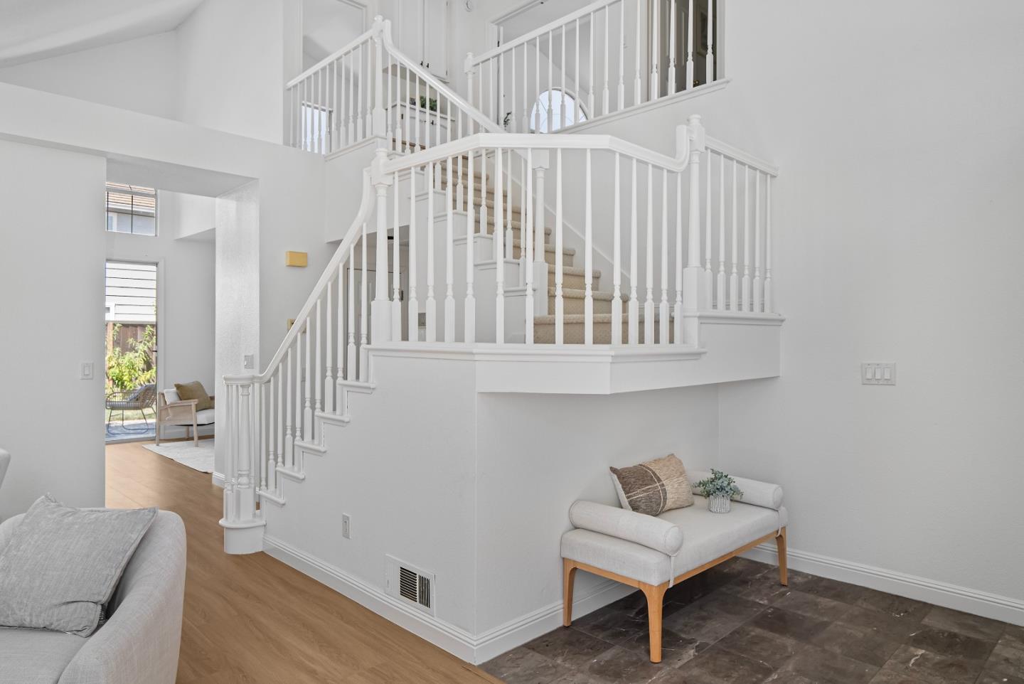 Detail Gallery Image 8 of 44 For 1274 Notting Hill Dr, San Jose,  CA 95131 - 3 Beds | 2/1 Baths