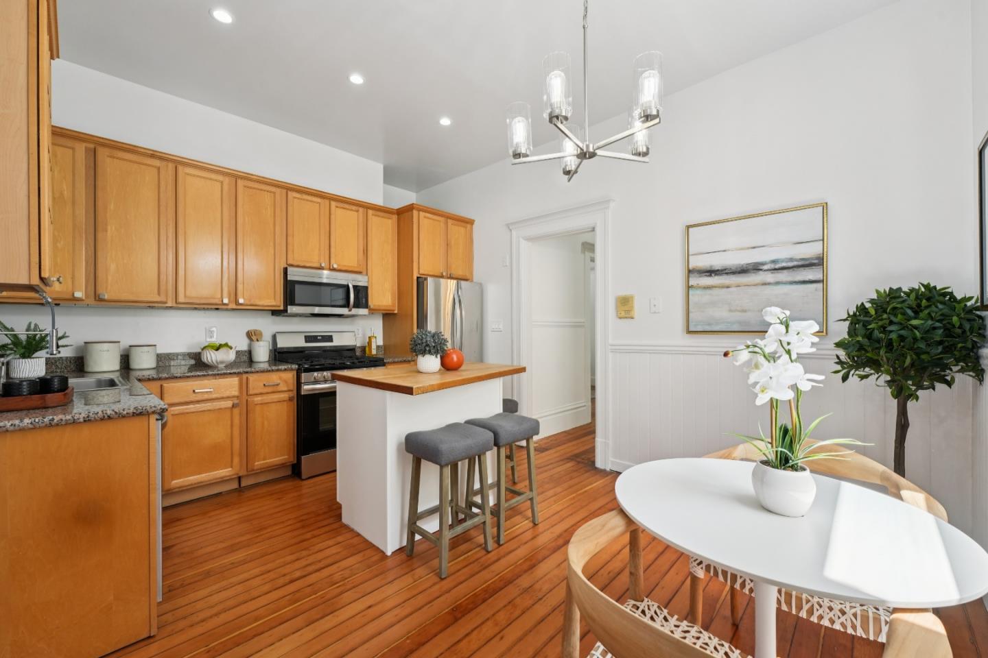 Detail Gallery Image 21 of 59 For 1212 Alabama St, San Francisco,  CA 94110 - 3 Beds | 1/1 Baths
