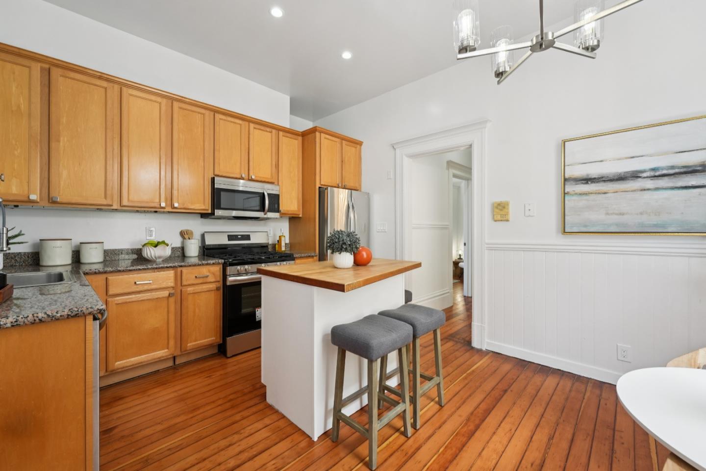 Detail Gallery Image 22 of 59 For 1212 Alabama St, San Francisco,  CA 94110 - 3 Beds | 1/1 Baths