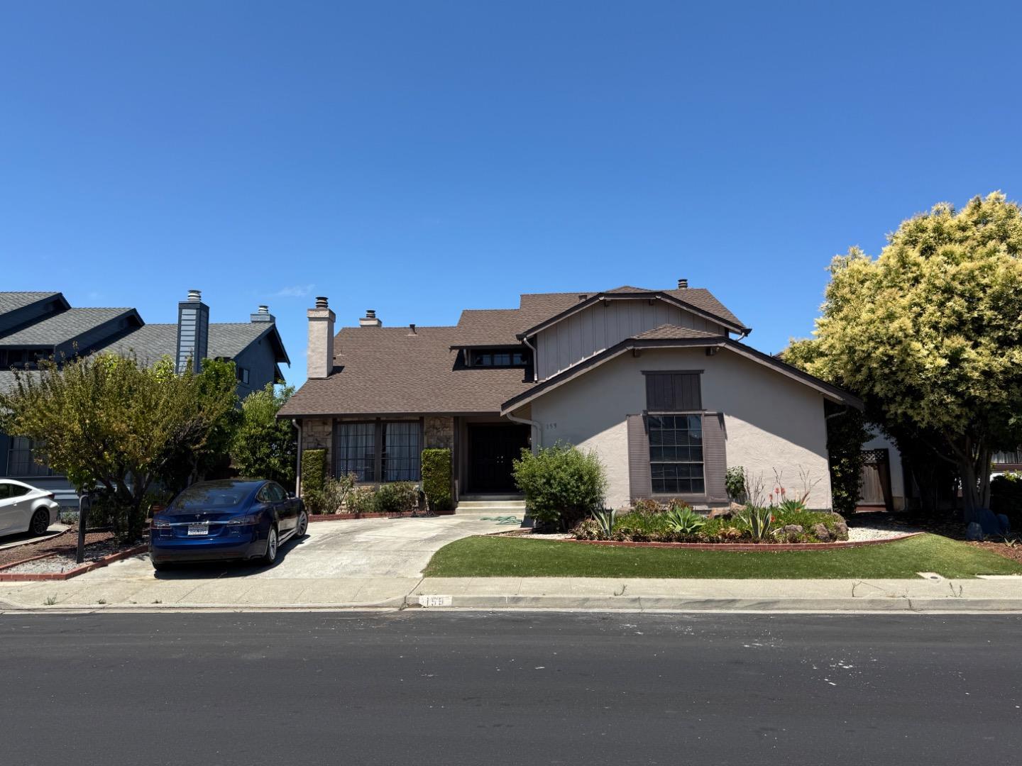 Detail Gallery Image 3 of 57 For 159 Port Royal Ave, Foster City,  CA 94404 - 5 Beds | 3 Baths