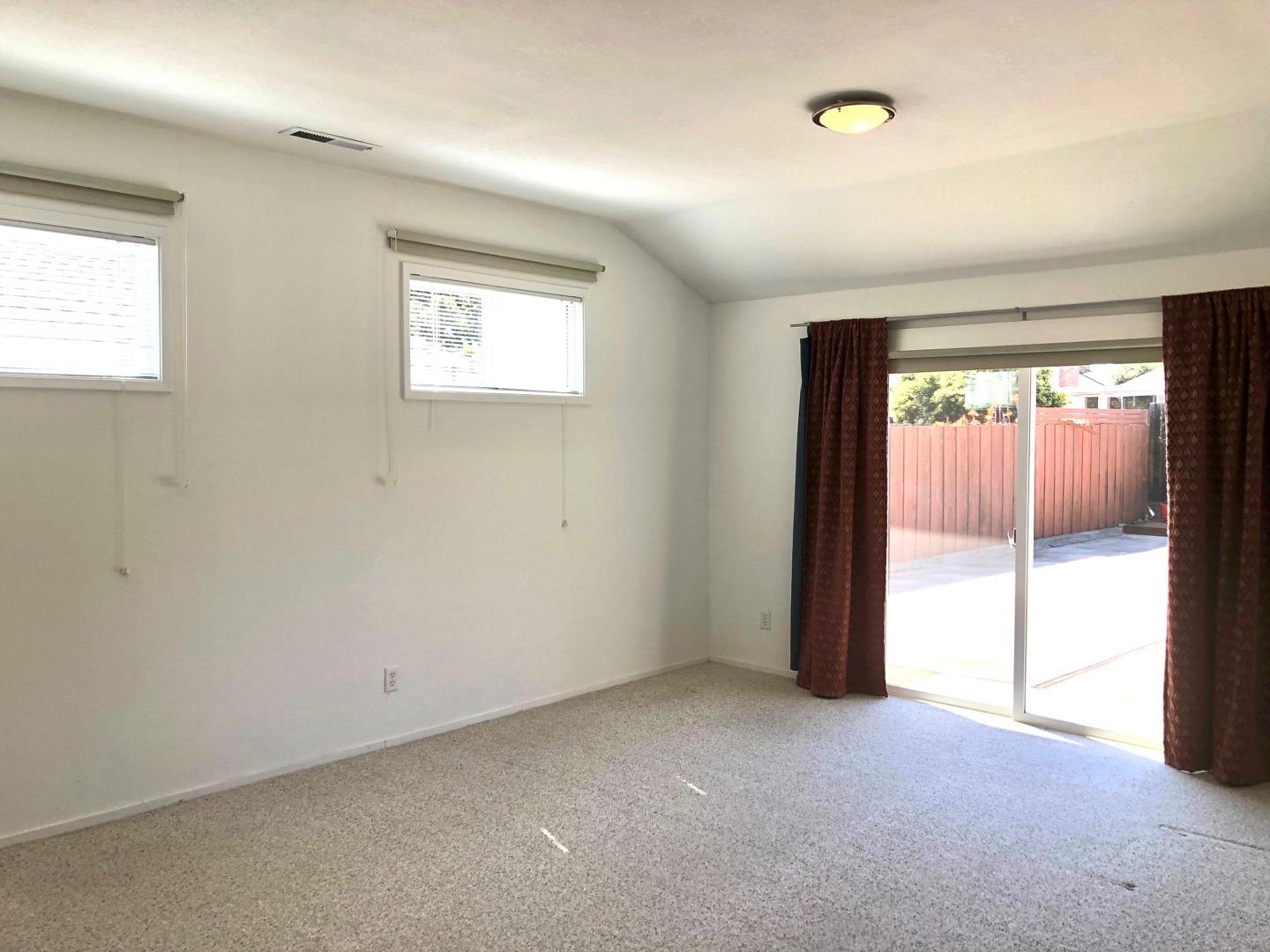 Detail Gallery Image 15 of 22 For 17 Saucito Ave, Del Rey Oaks,  CA 93940 - 3 Beds | 1/1 Baths
