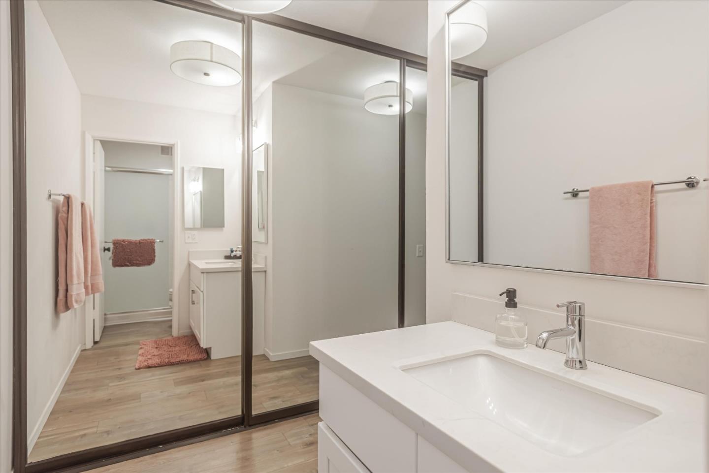 Detail Gallery Image 27 of 40 For 3334 Brittan Ave #9,  San Carlos,  CA 94070 - 2 Beds | 2 Baths