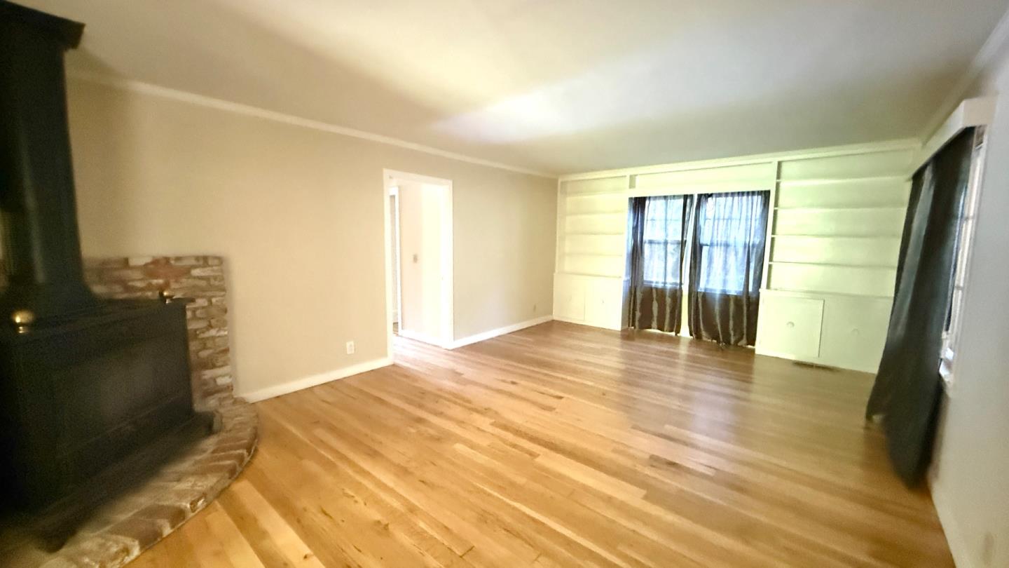 Detail Gallery Image 2 of 8 For 13024 Pine St, Boulder Creek,  CA 95006 - 2 Beds | 1 Baths