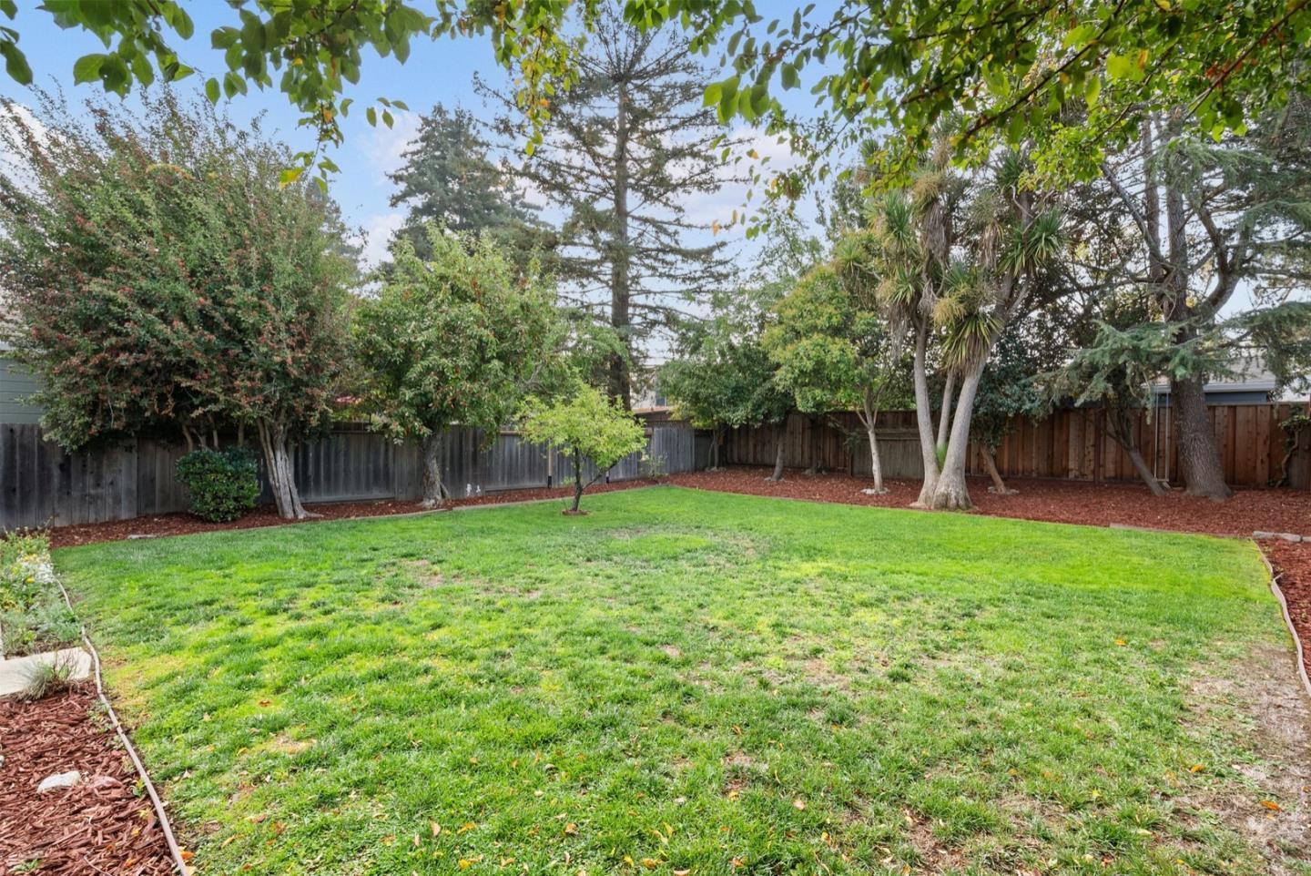 Detail Gallery Image 27 of 29 For 301 22nd Ave, San Mateo,  CA 94403 - 3 Beds | 2 Baths