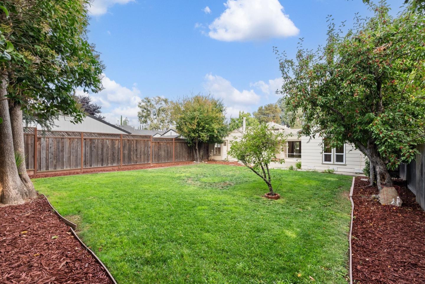 Detail Gallery Image 29 of 29 For 301 22nd Ave, San Mateo,  CA 94403 - 3 Beds | 2 Baths