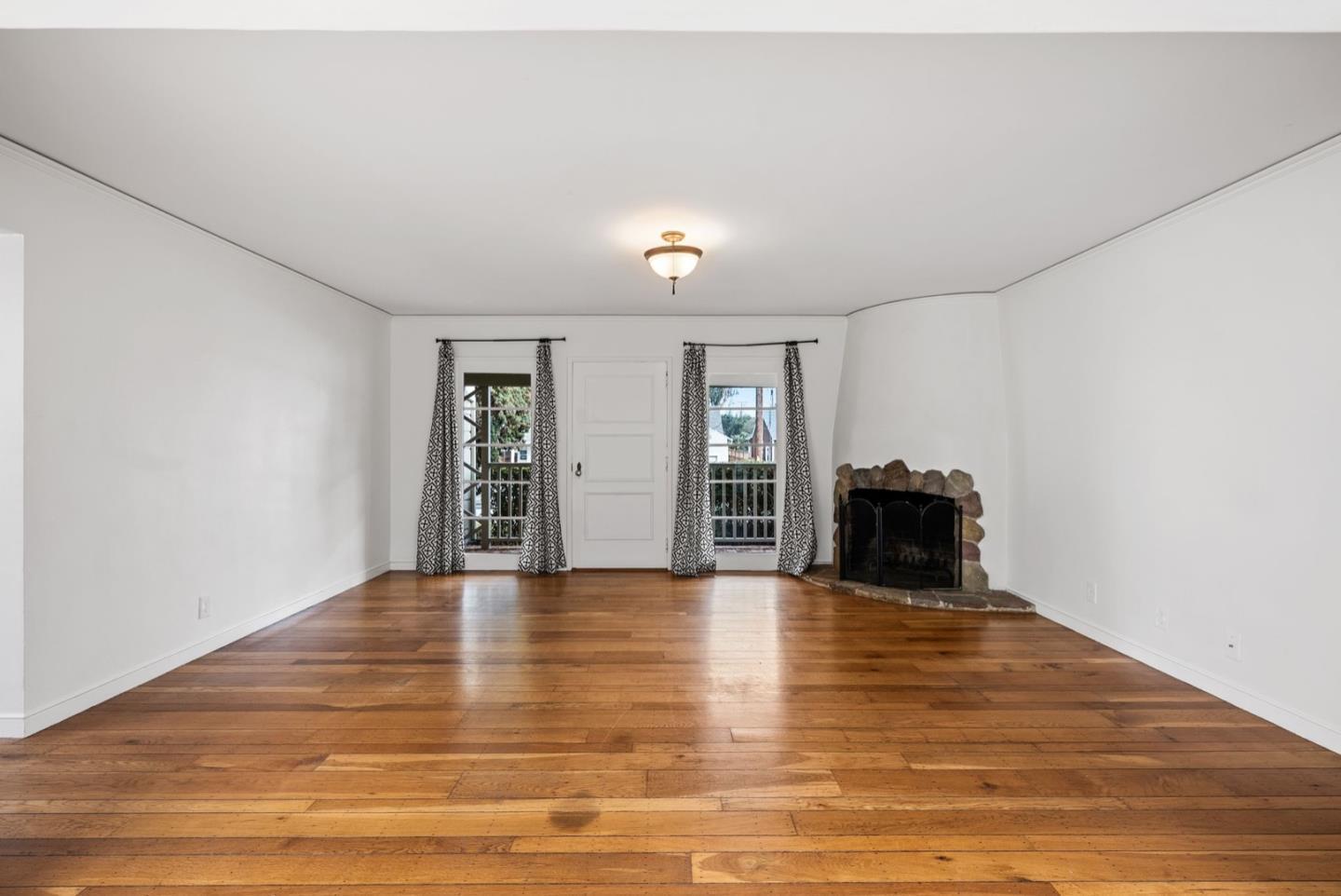 Detail Gallery Image 6 of 29 For 301 22nd Ave, San Mateo,  CA 94403 - 3 Beds | 2 Baths
