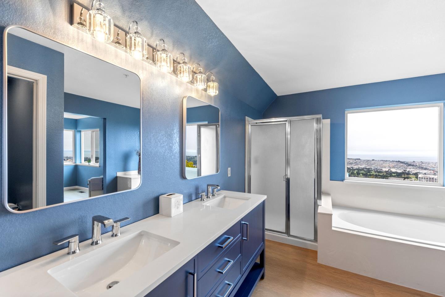 Detail Gallery Image 24 of 35 For 323 Green Ridge Dr #3,  Daly City,  CA 94014 - 3 Beds | 2/1 Baths