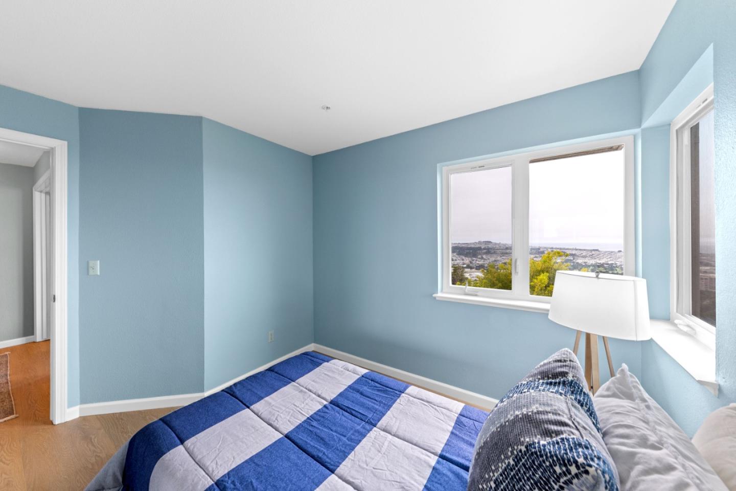 Detail Gallery Image 27 of 35 For 323 Green Ridge Dr #3,  Daly City,  CA 94014 - 3 Beds | 2/1 Baths