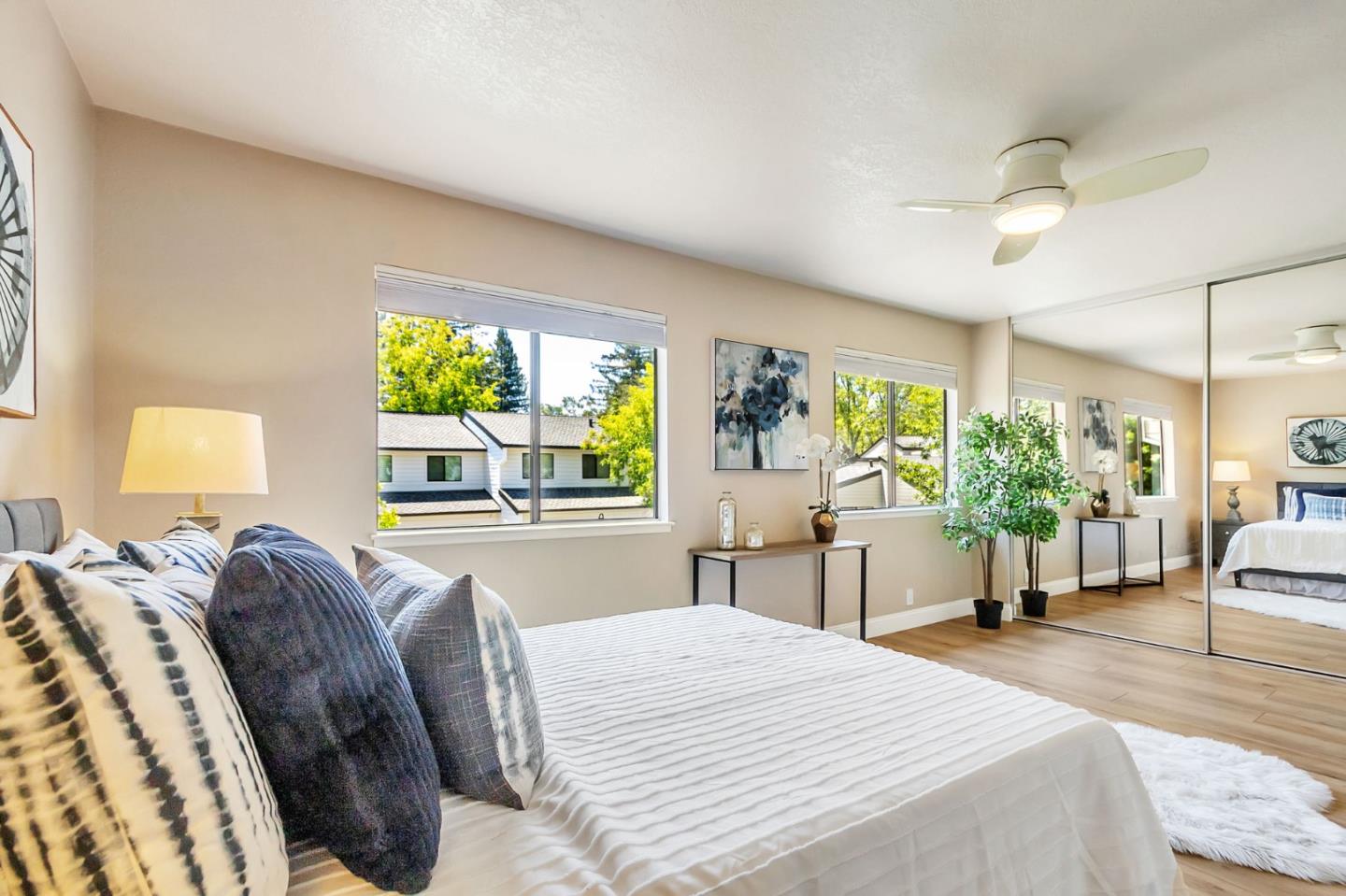 Detail Gallery Image 18 of 48 For 105 Strathmore Pl, Los Gatos,  CA 95032 - 3 Beds | 3 Baths