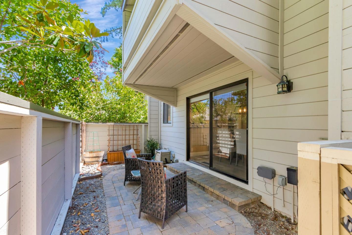 Detail Gallery Image 30 of 48 For 105 Strathmore Pl, Los Gatos,  CA 95032 - 3 Beds | 3 Baths