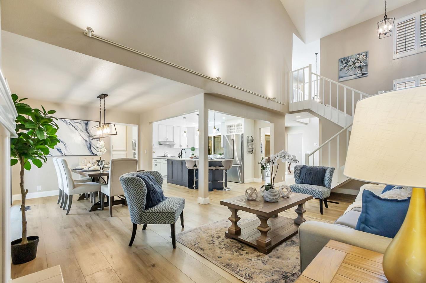 Detail Gallery Image 7 of 48 For 105 Strathmore Pl, Los Gatos,  CA 95032 - 3 Beds | 3 Baths